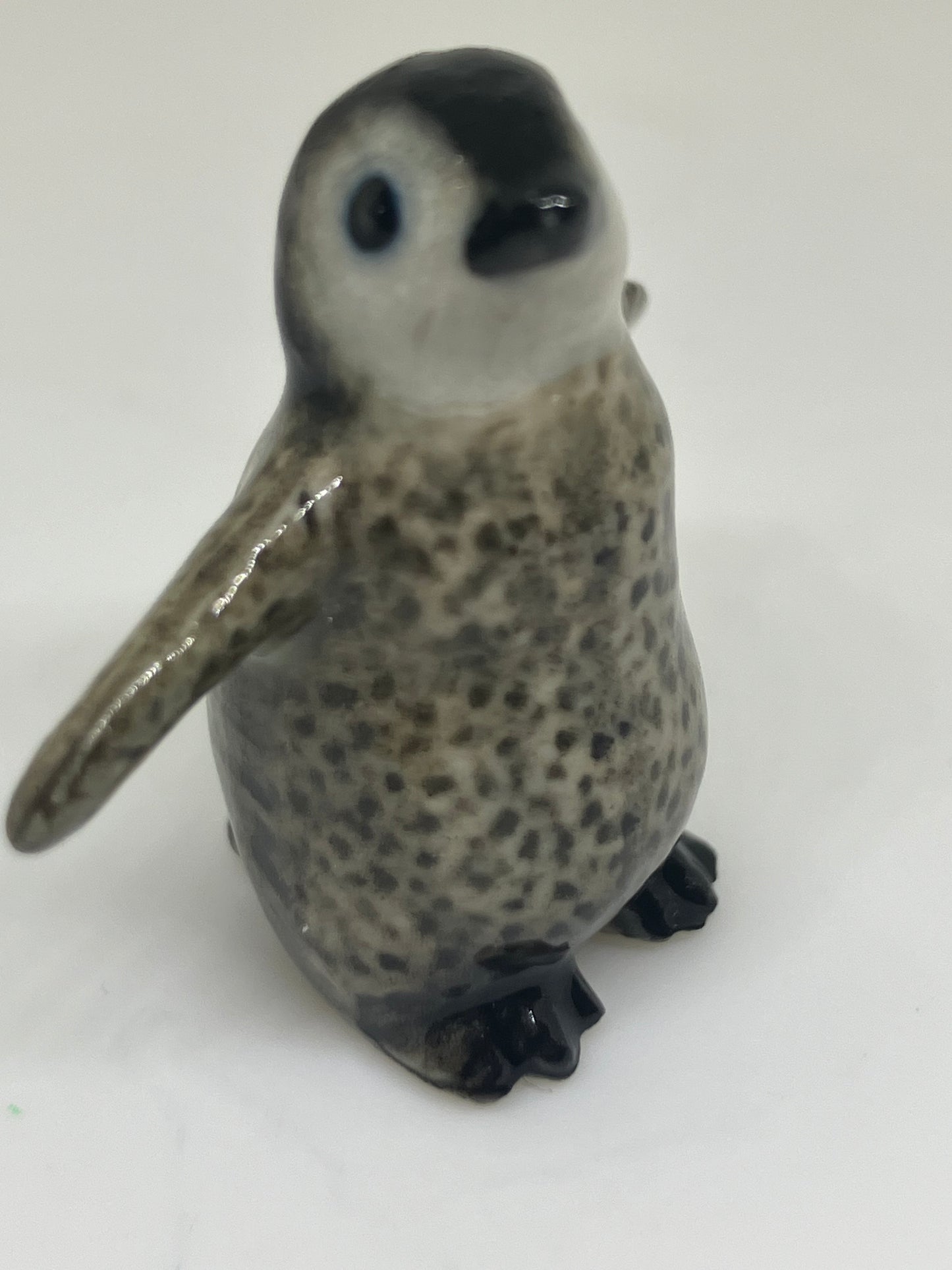 Miniature Porcelain Baby Penguin Bird Figurines Mini (1Pcs)