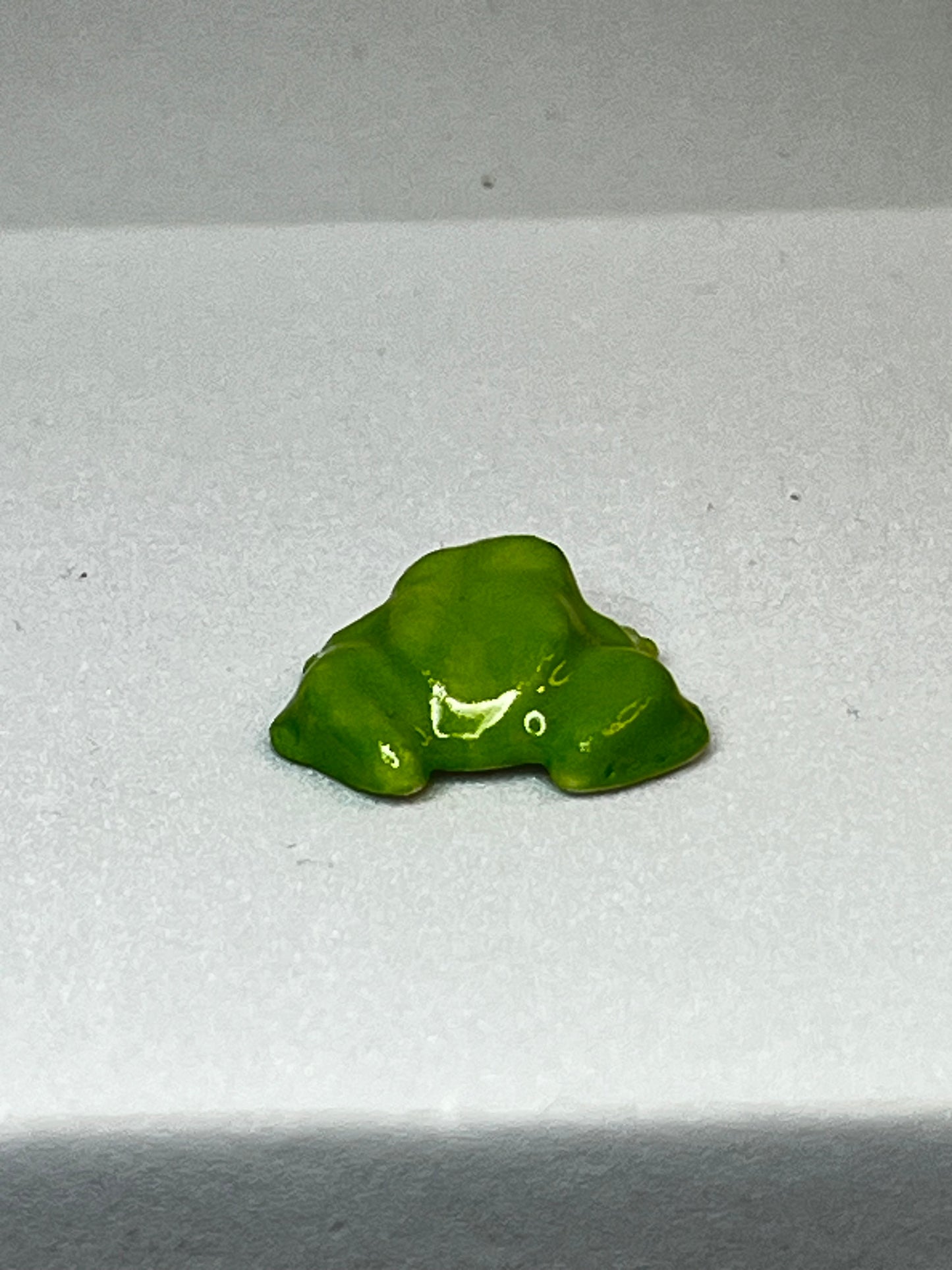 Miniature Porcelain Green Frog Figurine (Mini)