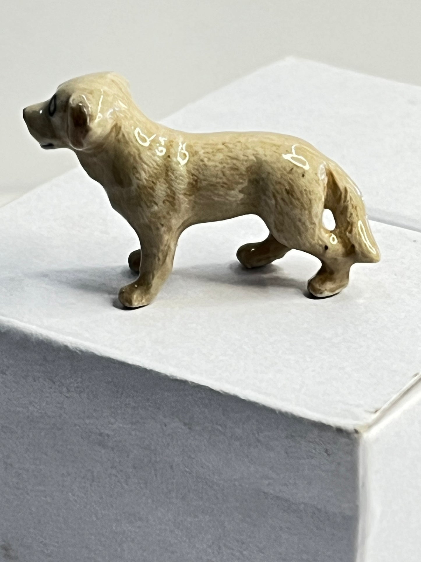 Miniature Porcelain Labrador Figurine (Mini)