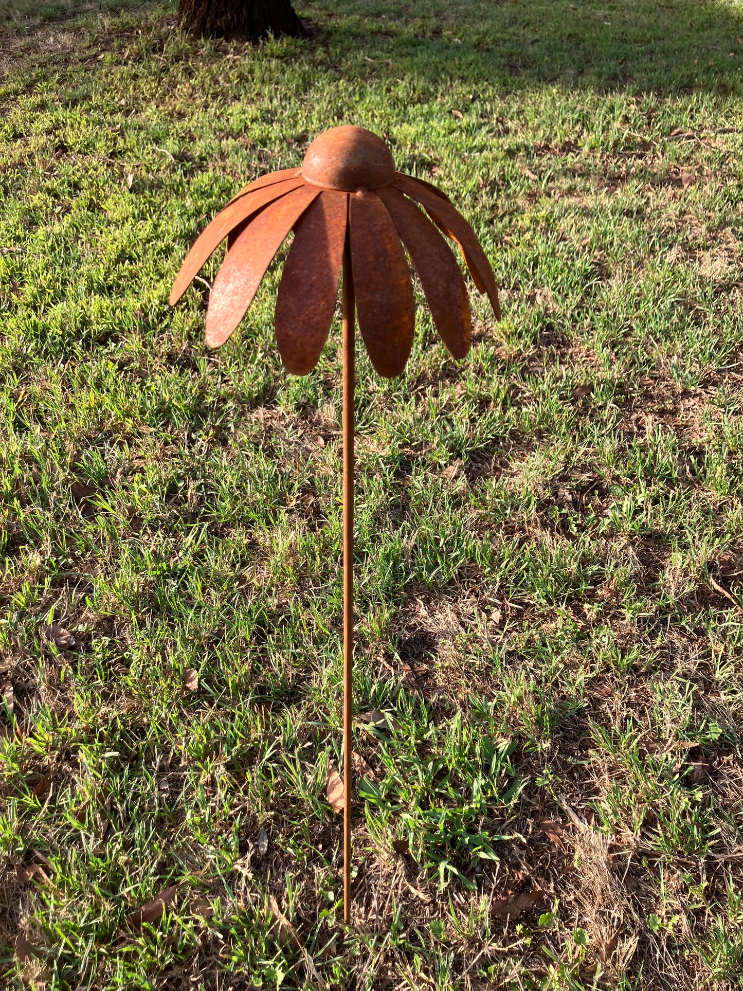Rusty Daisy Garden Stake