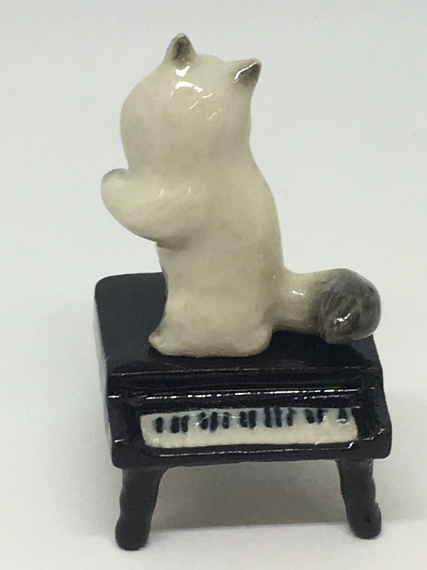 Miniature Porcelain Cats Kittens Hand Painted Rag Doll Cat Playing Piano