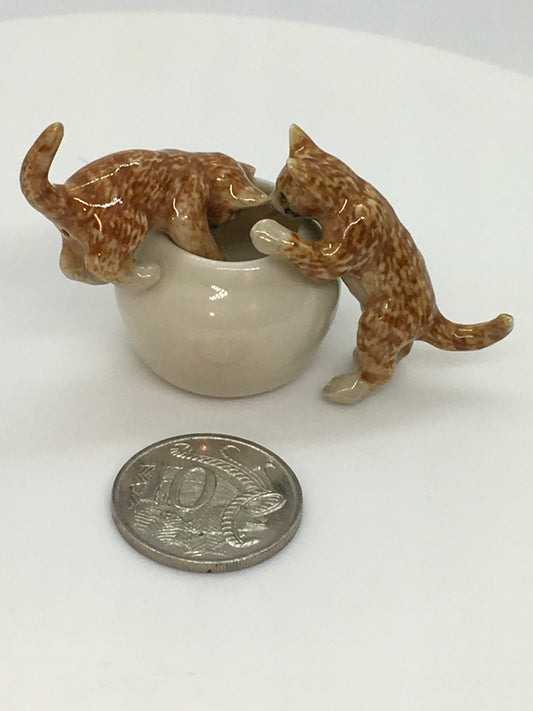 Miniature Porcelain Cats Kittens Figurines Ginger Kittens Cats In Jar