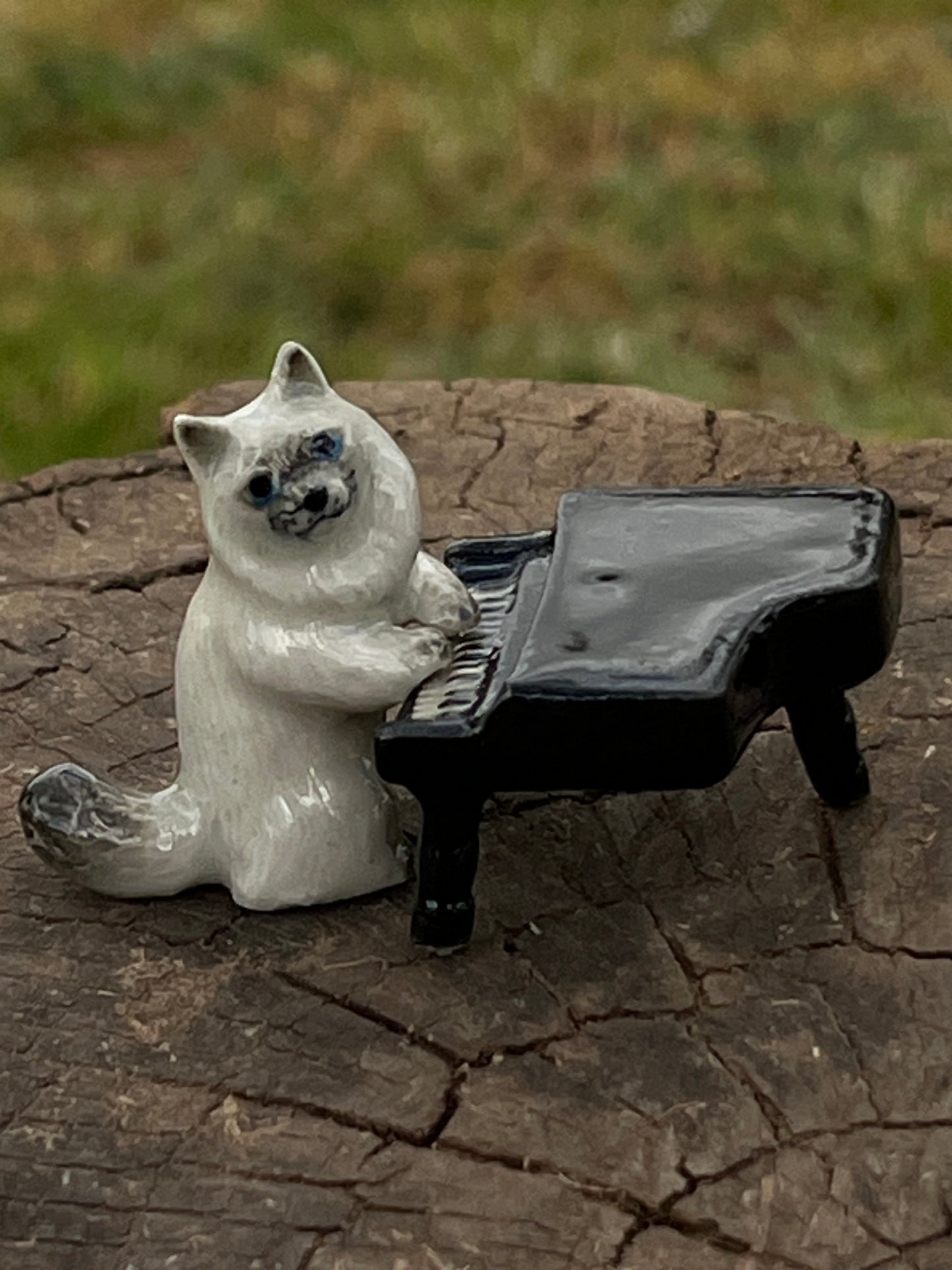 Miniature Porcelain Siamese Cat Playing Piano Figurine