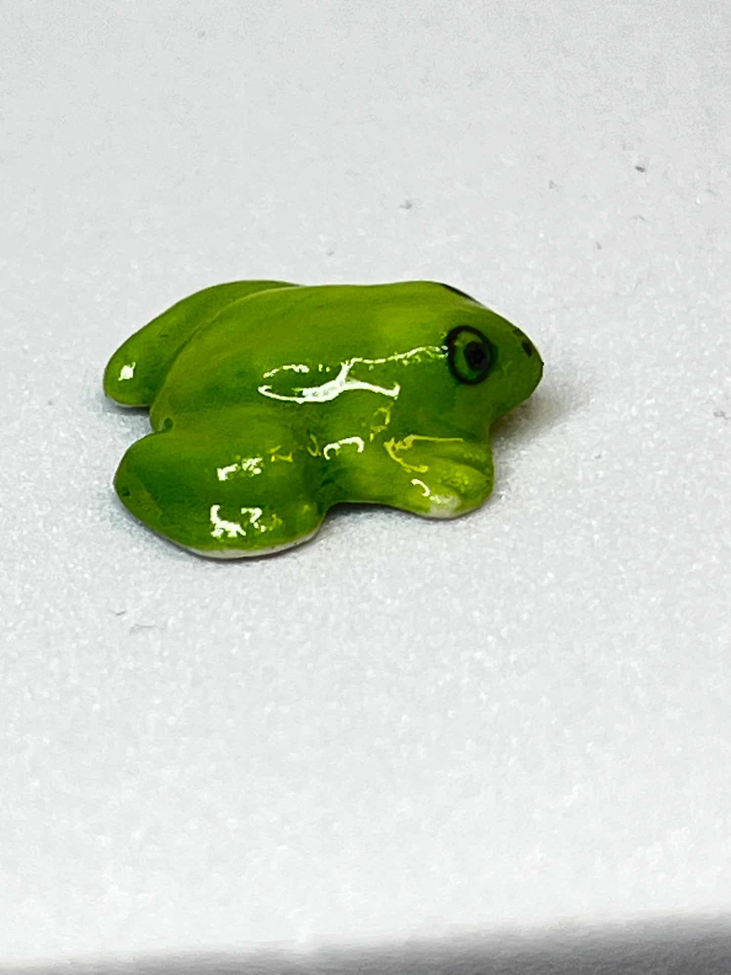 Miniature Porcelain Green Frog Figurine (Mini)
