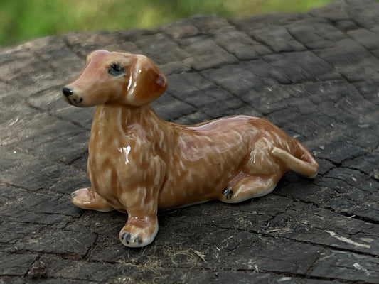 Miniature Porcelain Sitting Dachshund Figurine