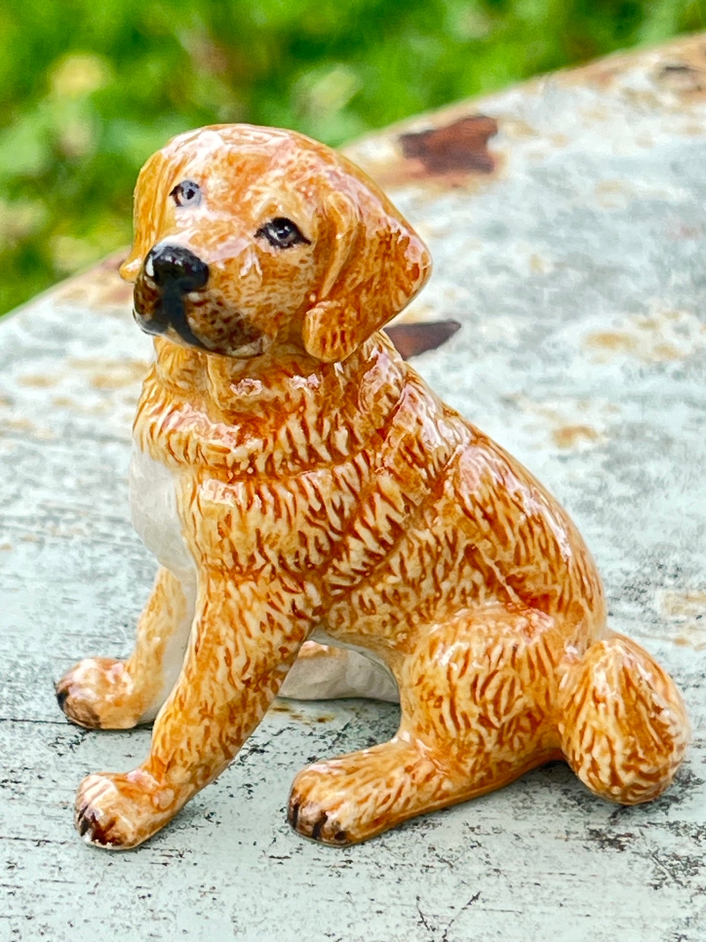 Miniature Porcelain Golden Retriever Sitting Dog Figurine