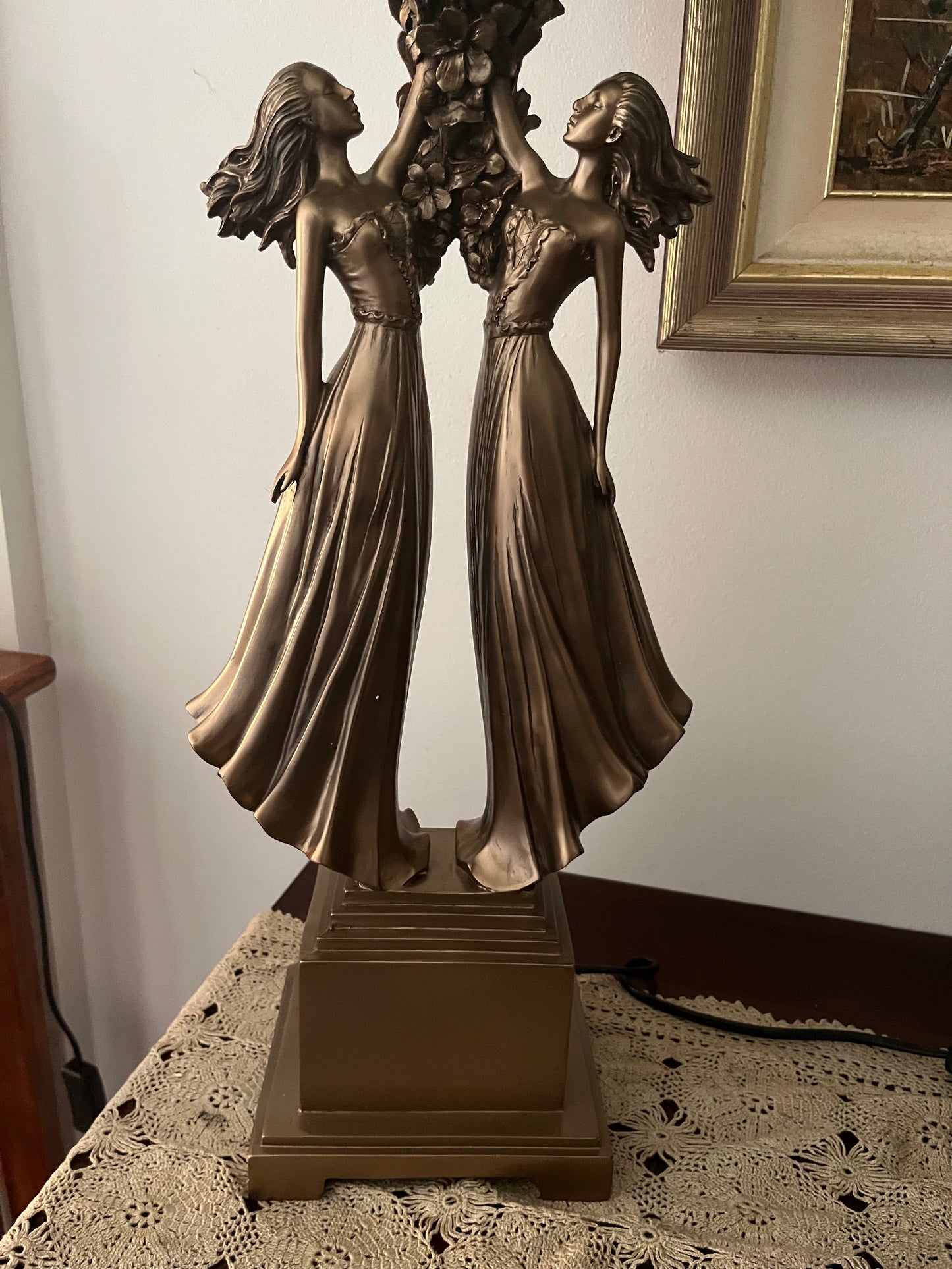 Sisters Lead Light Table Lamp