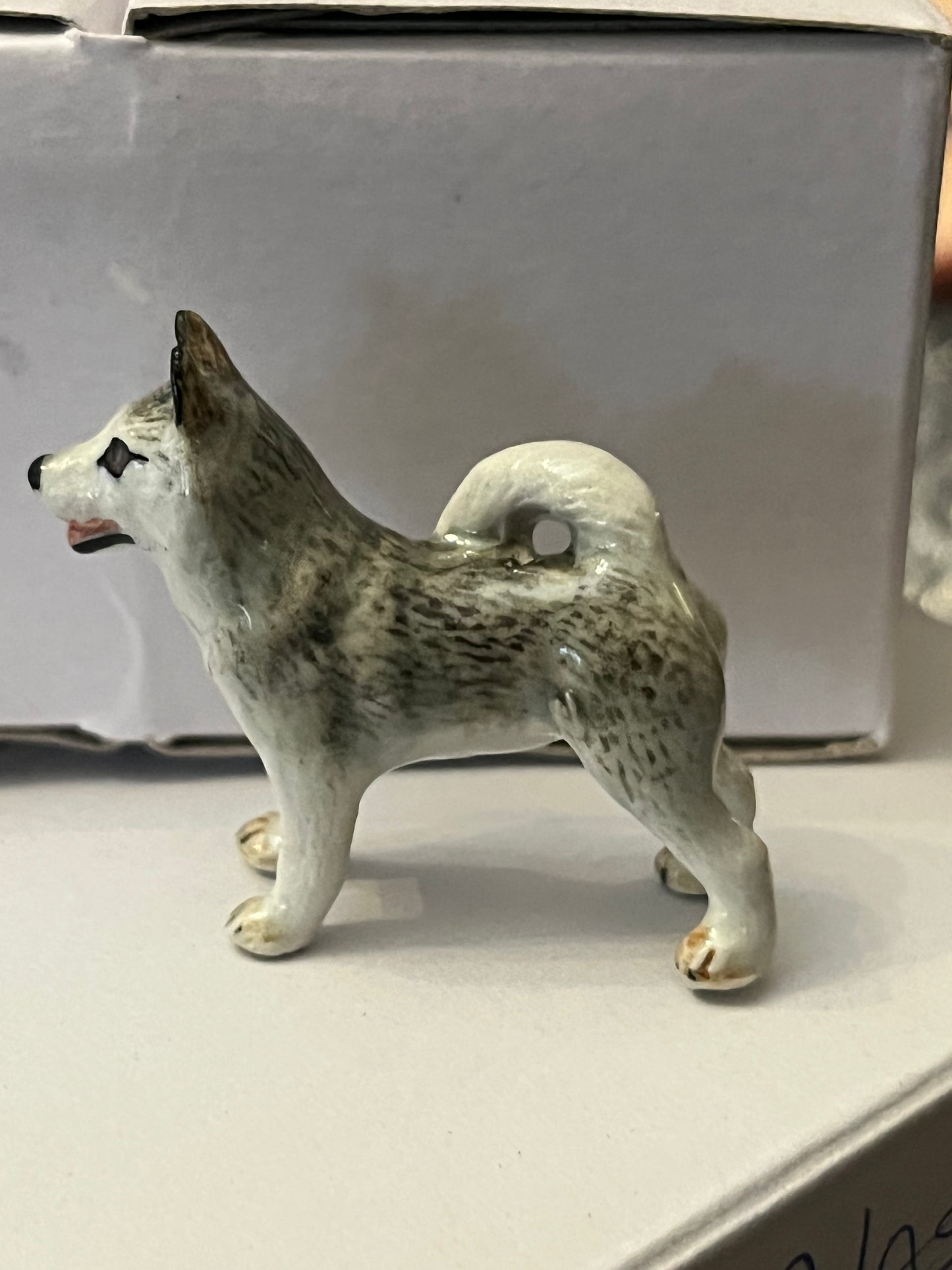 Miniature Porcelain Alaskan Malamute Mini