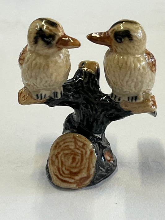 Miniature Porcelain Australian Kookaburra on Log  Bird Figurines (Medium)