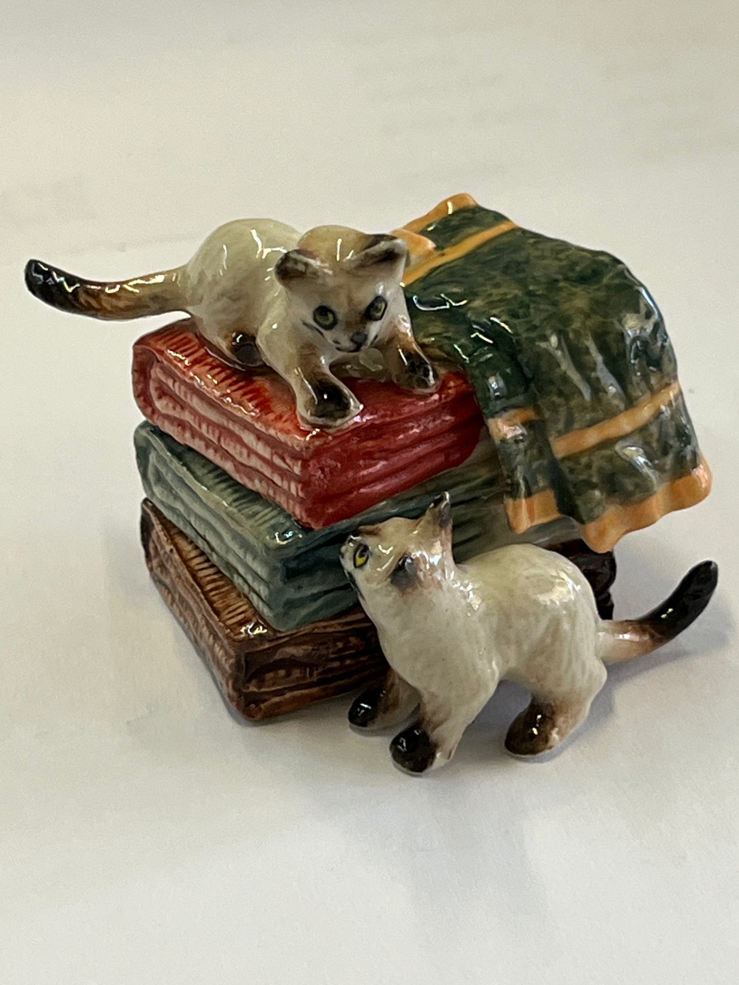 Miniature Porcelain Siamese Cats on Blankets