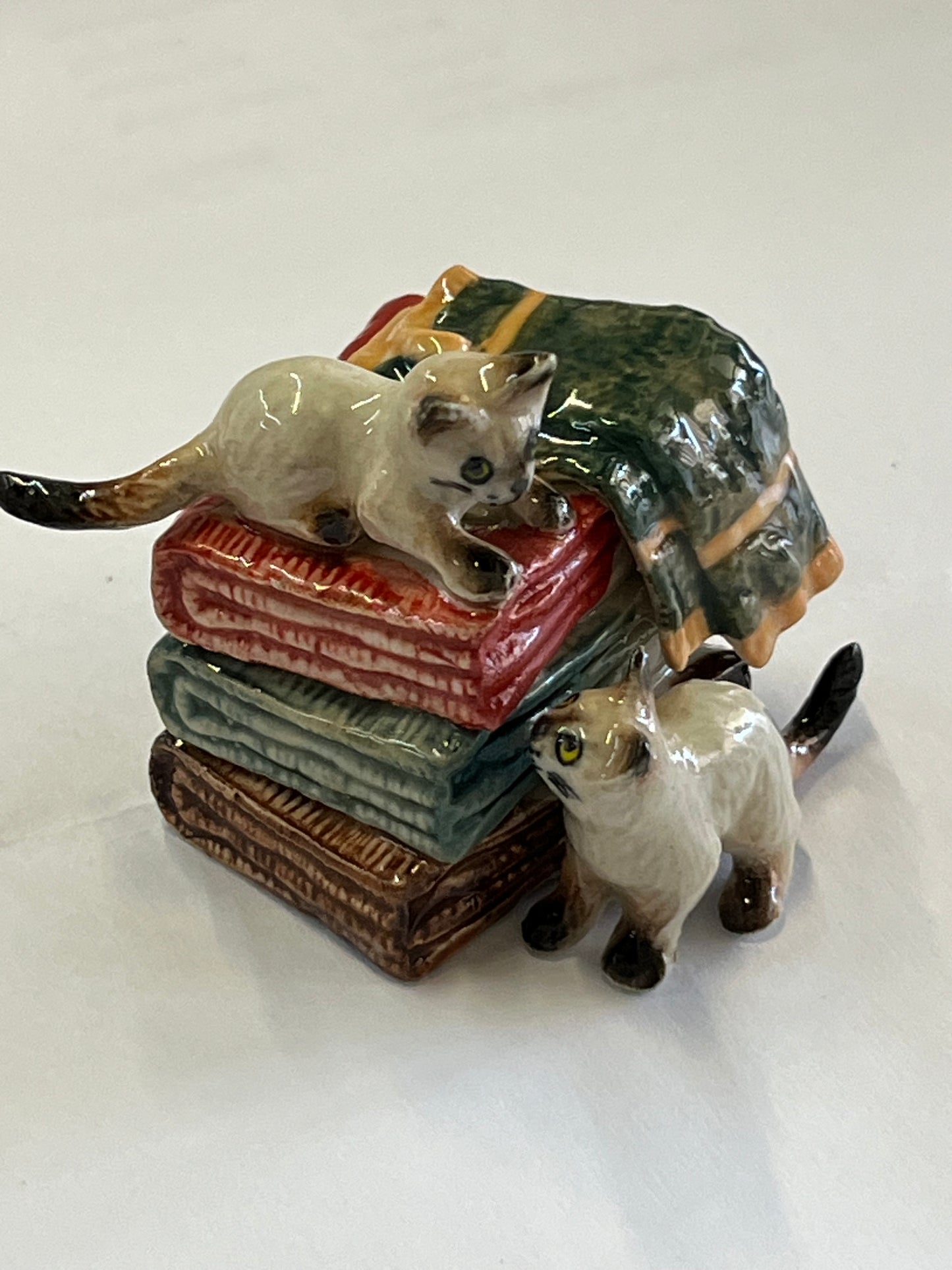 Miniature Porcelain Siamese Cats on Blankets