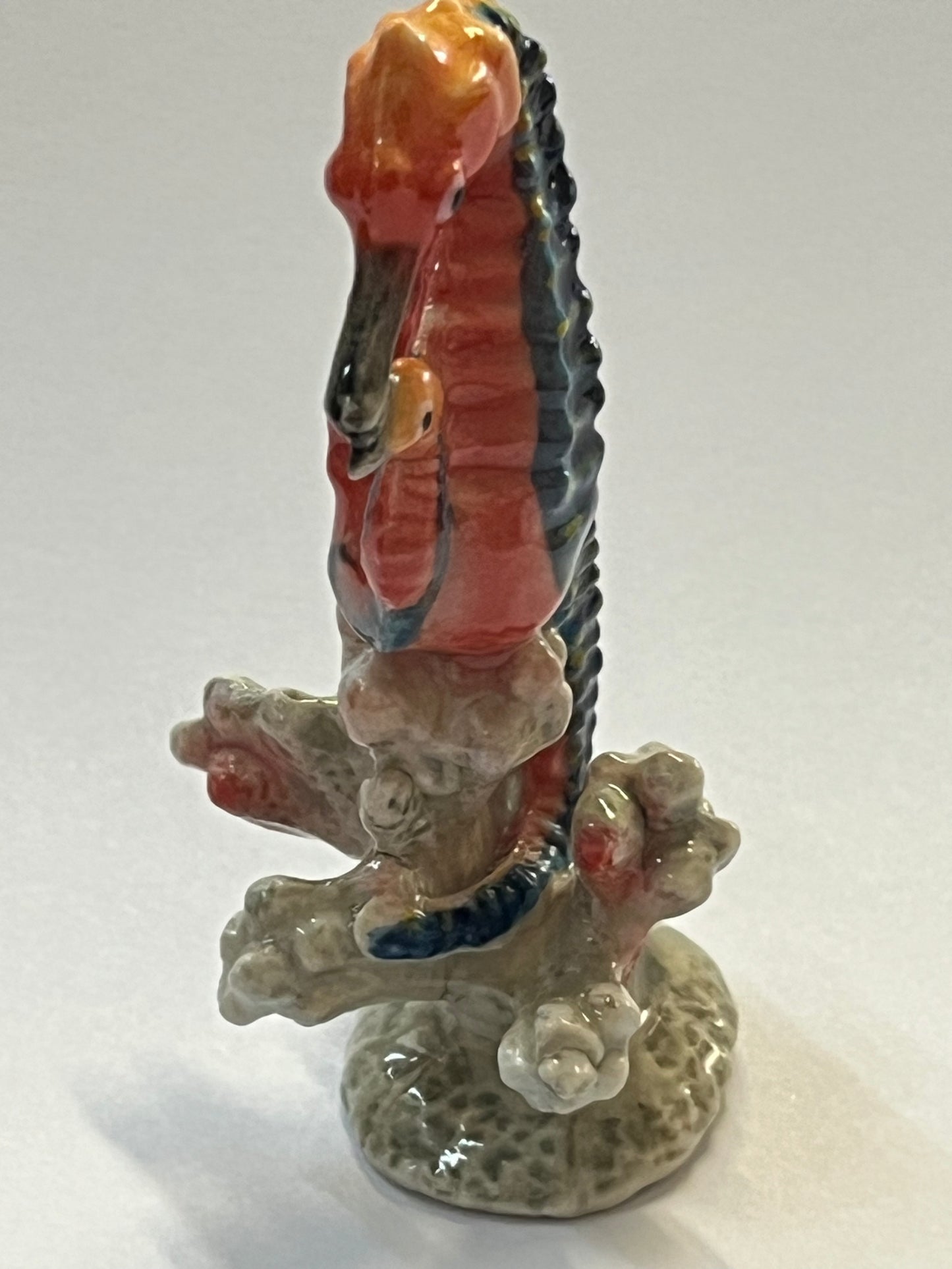 Miniature Porcelain Seahorse Hippocampus