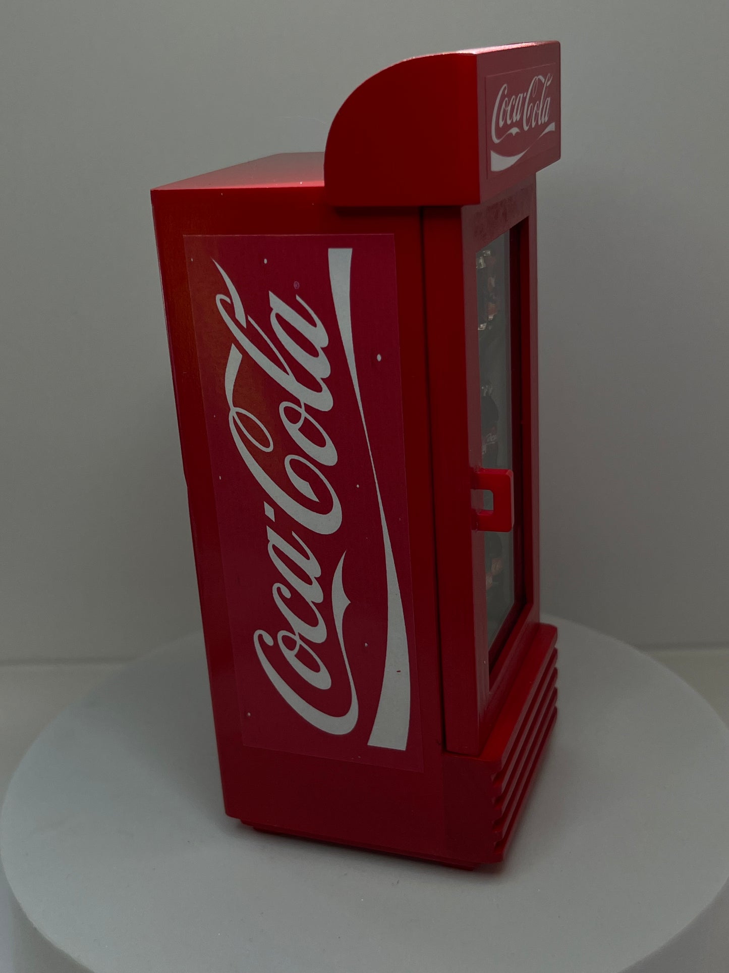 Miniature Coke Fridge Figurine with Soft Drink Cans