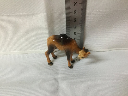Camel Miniature Porcelain Figurines (1Pcs)