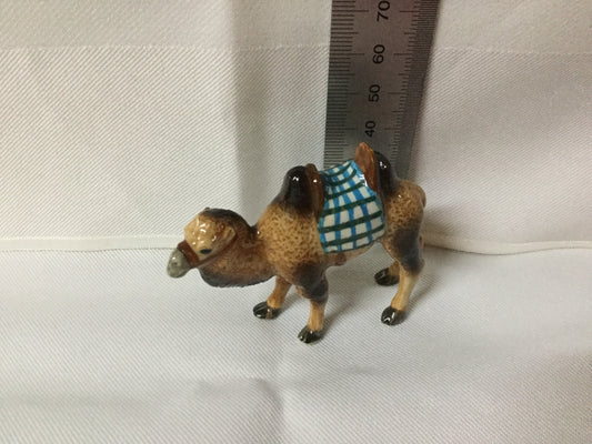 Camel Miniature Porcelain Figurines (1Pcs)