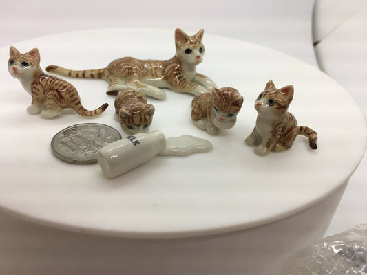 Miniature Porcelain Cats Kittens Figurine Ginger Mother Cat And Kittens