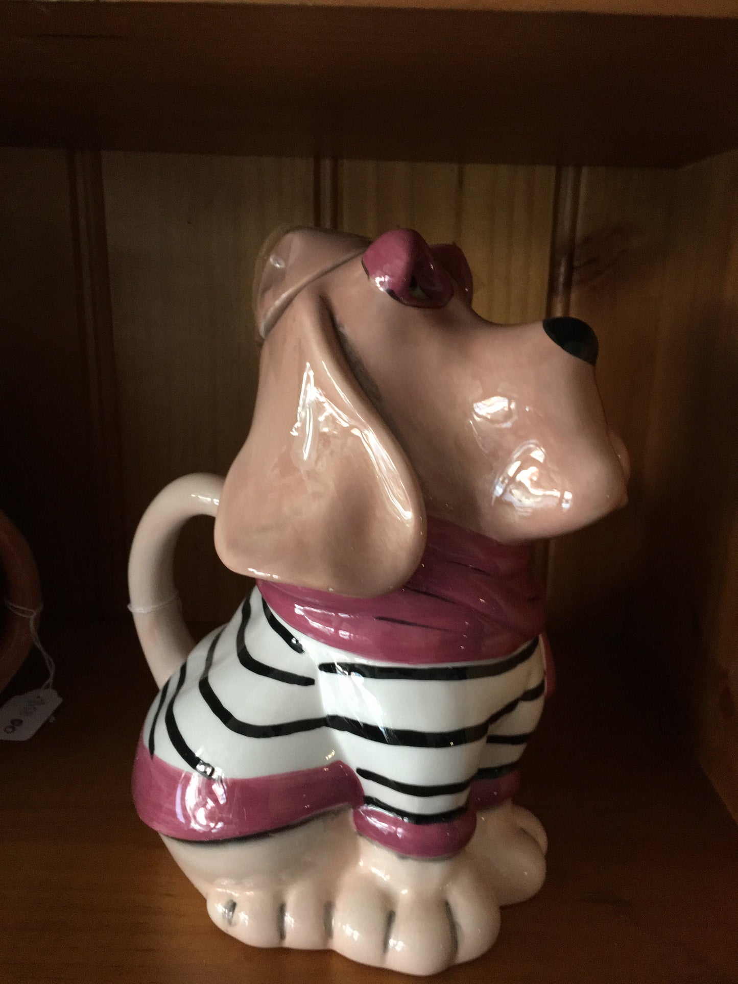 Collectable Novelty Ceramic Teapot Blood Hound