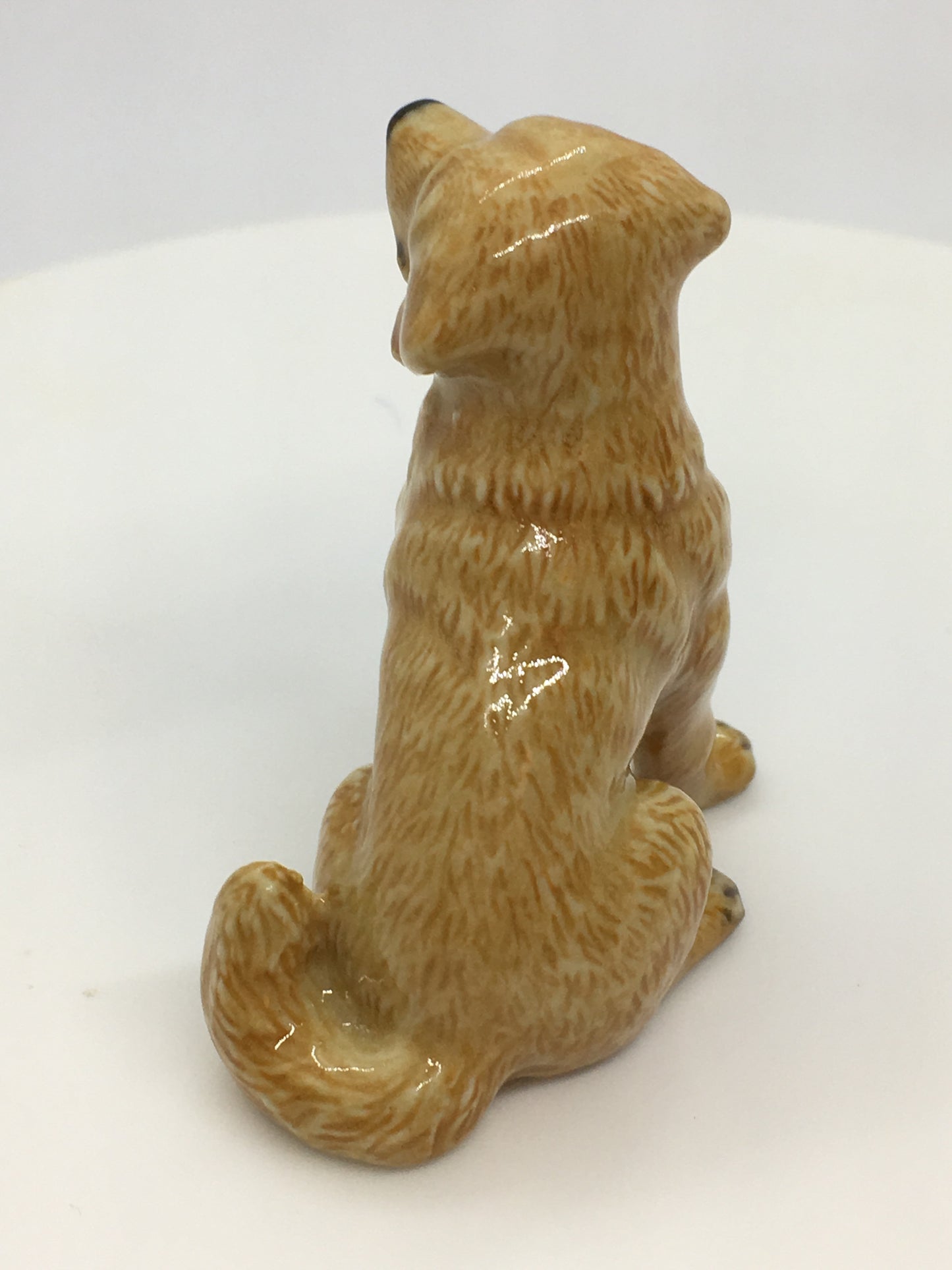 Miniature Porcelain Dog Figurine Golden Retriever Sitting  Dog Breed